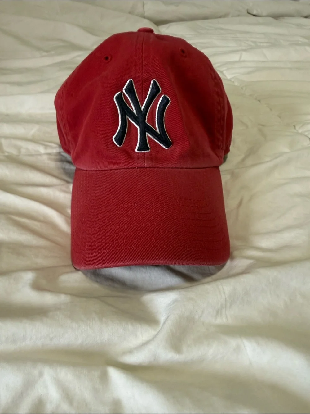 Red Cotton Yankee Baseball Cap - mens